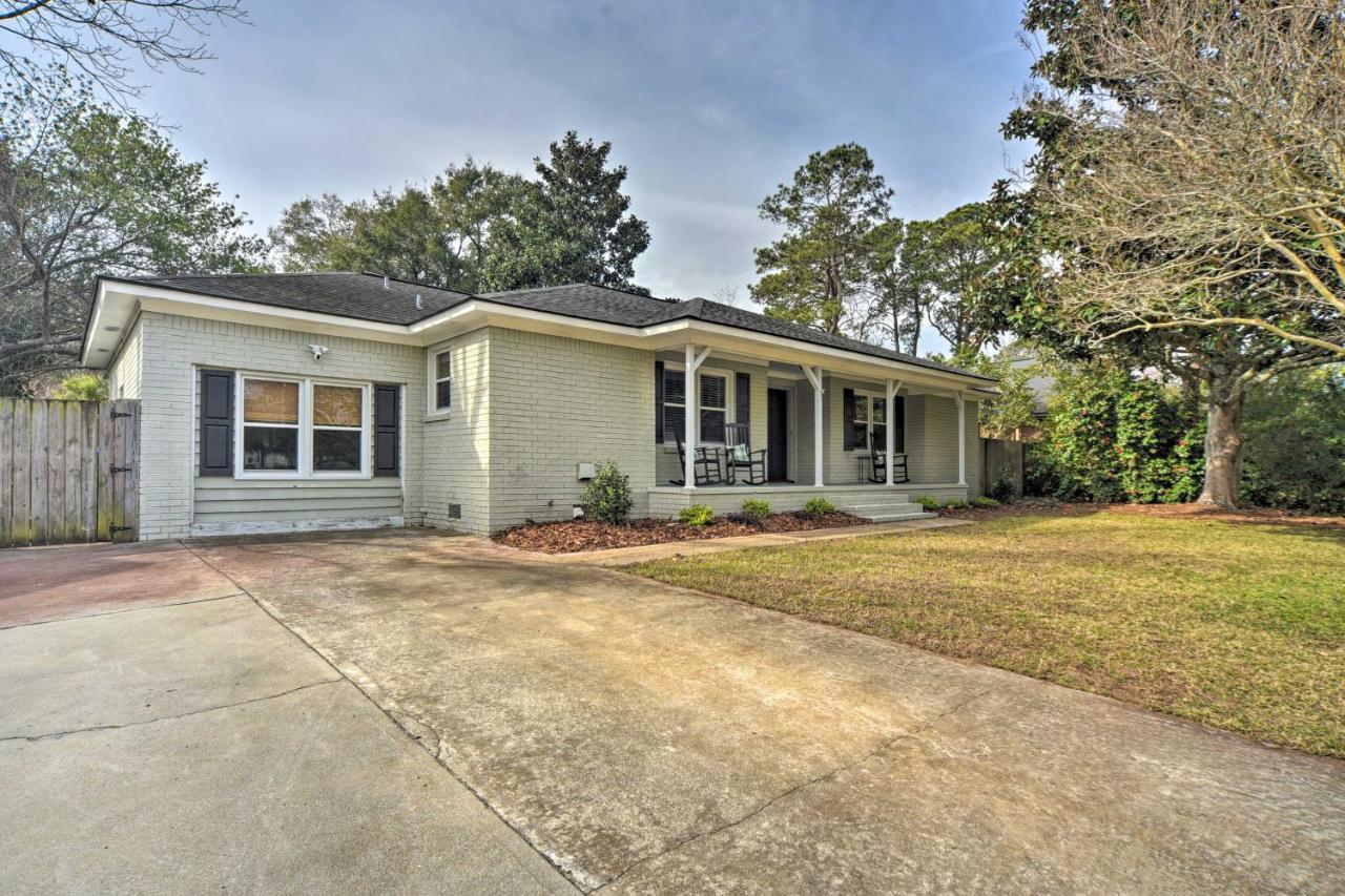 Charming House With Patio, 3 Half Mi To Beach! Charleston Eksteriør bilde